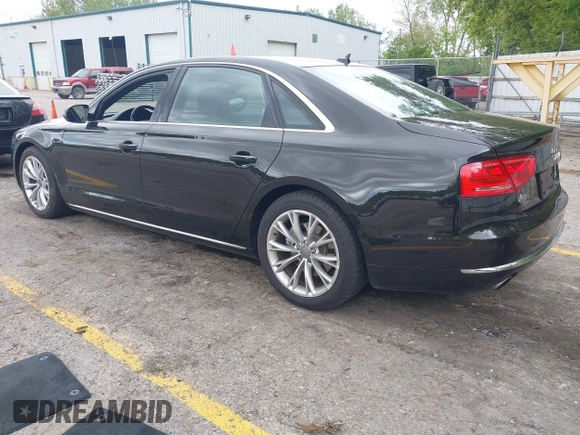2013 Audi A8 3.0L с VIN WAURGAFD8DN012938, выставлен на аукционе IAAI как лот 42334901 с пробегом 64 235 миль миль и . История ставок и продаж доступна на DreamBid. Изображение 3.