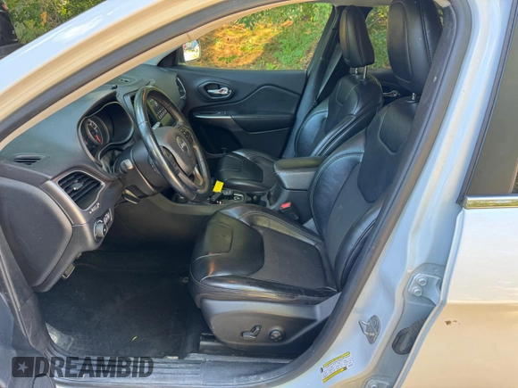 2019 Jeep Cherokee Latitude Plus with VIN 1C4PJMLB9KD342008, listed as a Copart auction lot 66035525 with 139,020 mi miles and Clean title. Bid and sale history available at DreamBid. Image 13.