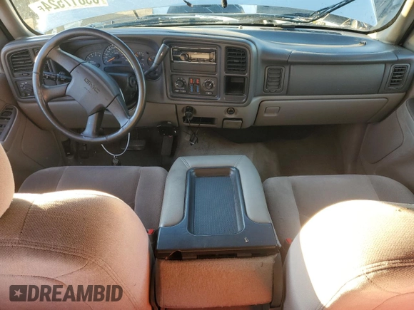 2004 GMC Yukon SLE with VIN 1GKEK13Z44J117861, listed as a Copart auction lot 83617524 with 0 mi miles and Salvage Title. Bid and sale history available at carsss.com. Image 8.