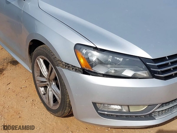 2012 Volkswagen Passat TDI SEL Premium with VIN 1VWCN7A31CC080506, listed as a IAAI auction lot 41792115 with 228,710 mi miles. Bid and sale history available at carsss.com. Image 6.
