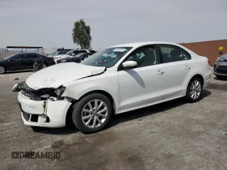 2012 Volkswagen Jetta SE с VIN 3VWDP7AJ1CM301288, выставлен на аукционе Copart как лот 50103315 с пробегом 46 183 миль миль и Списание • Salvage title. История ставок и продаж доступна на DreamBid. Изображение 1.