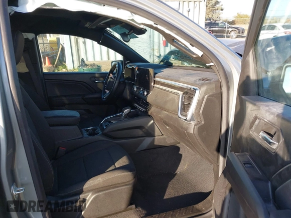 2024 GMC Canyon 2WD Elevation with VIN 1GTP5BEK0R1129742, listed as a IAAI auction lot 40487317 with 13,057 mi miles. Bid and sale history available at carsss.com. Image 5.