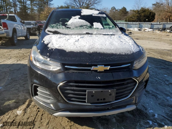 2017 Chevrolet Trax LT with VIN 3GNCJLSB0HL164574, listed as a Copart auction lot 41995395 with 142,054 mi miles and Clean Title. Bid and sale history available at carsss.com. Image 5.
