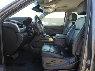 2019 Chevrolet Suburban LT z VIN 1GNSKHKC3KR408068, wystawiony jako Copart lot #49529125 z przebiegiem 115 547 mil mil oraz Czysty tytuł • Clean title. Historia ofert i sprzedaży dostępna na DreamBid. Obrazek 7.