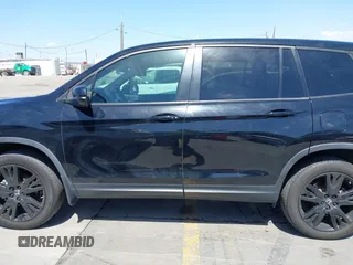 2021 Honda Passport Sport z VIN 5FNYF8H21MB038592, wystawiony jako IAAI lot #41955838 z przebiegiem 31 844 mil mil oraz . Historia ofert i sprzedaży dostępna na DreamBid. Obrazek 14.