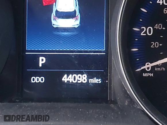 2019 Toyota C-HR XLE with VIN JTNKHMBX5K1062246, listed as a IAAI auction lot 41515839 with 44,098 mi miles. Bid and sale history available at carsss.com. Image 15.