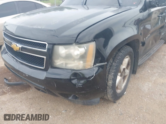 2007 Chevrolet Tahoe LT z VIN 1GNFK13097R132998, wystawiony jako IAAI lot #42257393 z przebiegiem 288 126 mil mil oraz . Historia ofert i sprzedaży dostępna na DreamBid. Obrazek 18.