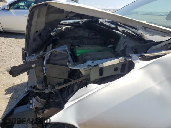2010 Volkswagen Jetta TDI z VIN 3VWTL7AJ0AM654626, wystawiony jako Copart lot #56940995 z przebiegiem 196 928 mil mil oraz Szkoda całkowita • Salvage title. Historia ofert i sprzedaży dostępna na DreamBid. Obrazek 12.