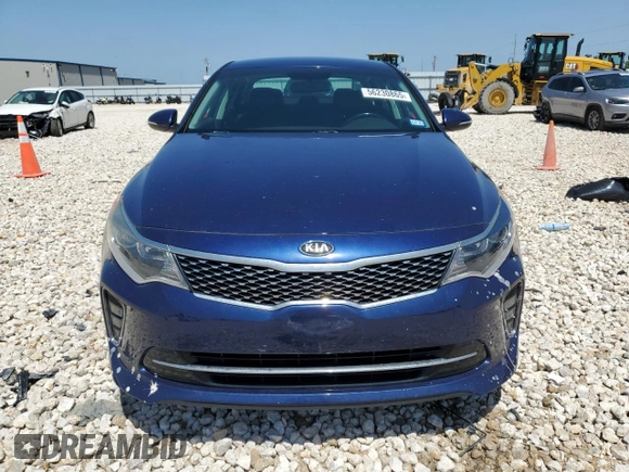 2018 Kia Optima LX z VIN 5XXGT4L35JG191868, wystawiony jako Copart lot #56230865 z przebiegiem 128 208 mil mil oraz Czysty tytuł • Clean title. Historia ofert i sprzedaży dostępna na DreamBid. Obrazek 5.
