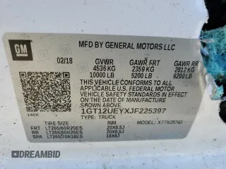 2018 GMC Sierra 2500HD Denali z VIN 1GT12UEYXJF225397, wystawiony jako Copart lot #87736565 z przebiegiem Nie podano mil oraz Nie do naprawy • Non repairable. Historia ofert i sprzedaży dostępna na DreamBid. Obrazek 13.