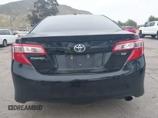 2014 Toyota Camry L with VIN 4T1BF1FK2EU816743, listed as a IAAI auction lot 42047519 with 266,904 mi miles. Bid and sale history available at carsss.com. Image 16.