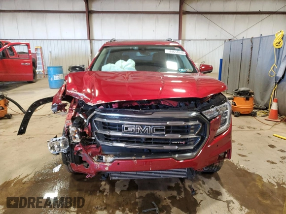 2022 GMC Terrain AT4 with VIN 3GKALYEV2NL170227, listed as a Copart auction lot 44618195 with 68,381 mi miles and Salvage Title. Bid and sale history available at DreamBid. Image 5.