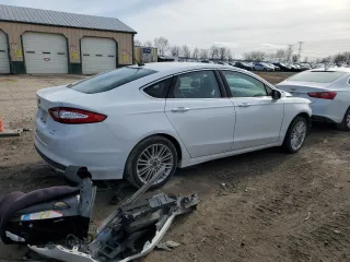 2016 Ford Fusion SE with VIN 3FA6P0HD3GR202344, listed as a Copart auction lot 43693935 with Not Provided miles and Salvage Title. Bid and sale history available at DreamBid. Image 3.
