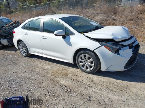 2020 Toyota Corolla LE with VIN JTDEPRAE8LJ103827, listed as a IAAI auction lot 41878687 with 92,584 mi miles and . Bid and sale history available at DreamBid. Image 1.