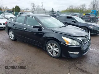 2014 Nissan Altima 2.5 S with VIN 1N4AL3AP8EC270601, listed as a IAAI auction lot 42008816 with 217,798 mi miles. Bid and sale history available at carsss.com. Image 1.