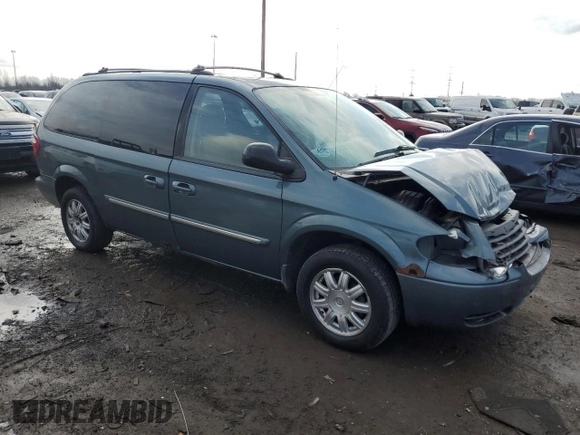 2006 Chrysler Town & Country Touring with VIN 2A4GP54L96R618650, listed as a Copart auction lot 52519325 with 130,234 mi miles and Salvage title. Bid and sale history available at DreamBid. Image 4.