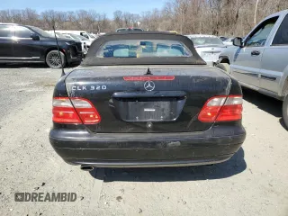 2003 Mercedes-Benz CLK 320 z VIN WDBLK65G43T131711, wystawiony jako Copart lot #48130915 z przebiegiem Nie podano mil oraz Szkoda całkowita • Salvage title. Historia ofert i sprzedaży dostępna na DreamBid. Obrazek 6.