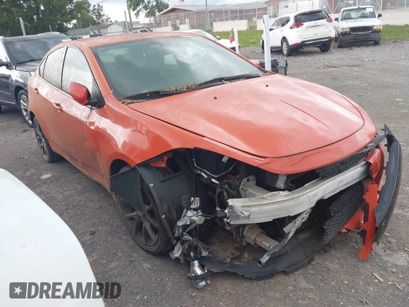 2015 Dodge Dart SXT z VIN 1C3CDFBB5FD374564, wystawiony jako IAAI lot #42471977 z przebiegiem 104 194 mil mil oraz . Historia ofert i sprzedaży dostępna na DreamBid. Obrazek 1.