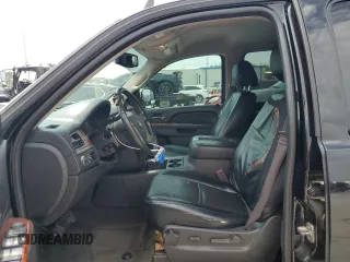 2013 Chevrolet Avalanche LS with VIN 3GNMCEE03DG335700, listed as a Copart auction lot 59901435 with 185,250 mi miles and Salvage title. Bid and sale history available at DreamBid. Image 7.