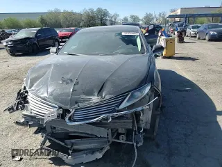 2016 Lincoln MKZ Hybrid с VIN 3LN6L2LU3GR632542, выставлен на аукционе Copart как лот 57255805 с пробегом 76 820 миль миль и Списание • Salvage title. История ставок и продаж доступна на DreamBid. Изображение 14.