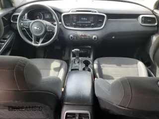 2016 Kia Sorento LX with VIN 5XYPG4A38GG121504, listed as a Copart auction lot 54166175 with 181,509 mi miles and Clean Title. Bid and sale history available at carsss.com. Image 8.