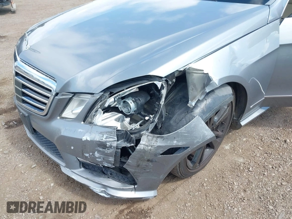2013 Mercedes-Benz E 400 Sport with VIN WDDHF9FB6DA741371, listed as a IAAI auction lot 42141161 with 208,676 mi miles and . Bid and sale history available at DreamBid. Image 6.