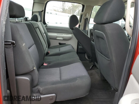 2010 GMC Sierra 1500 z VIN 3GTRCTEA9AG161803, wystawiony jako Copart lot #46456495 z przebiegiem 128 796 mil mil oraz Szkoda całkowita • Salvage title. Historia ofert i sprzedaży dostępna na DreamBid. Obrazek 10.