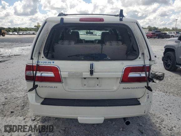2007 Lincoln Navigator with VIN 5LMFU27567LJ12959, listed as a Copart auction lot 61891815 with 217,307 mi miles and Salvage title. Bid and sale history available at DreamBid. Image 6.