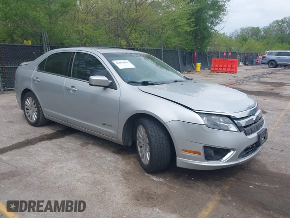 2010 Ford Fusion Hybrid with VIN 3FADP0L37AR209987, listed as a IAAI auction lot 42094849 with 124,912 mi miles. Bid and sale history available at carsss.com. Image 1.