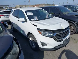 2020 Chevrolet Equinox LT z VIN 3GNAXKEV8LS511377, wystawiony jako IAAI lot #41712528 z przebiegiem 53 786 mil mil oraz . Historia ofert i sprzedaży dostępna na DreamBid. Obrazek 1.