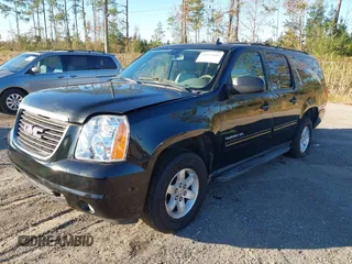 2012 GMC Yukon XL SLT with VIN 1GKS2KE71CR161613, listed as a IAAI auction lot 41021605 with 236,272 mi miles. Bid and sale history available at carsss.com. Image 17.