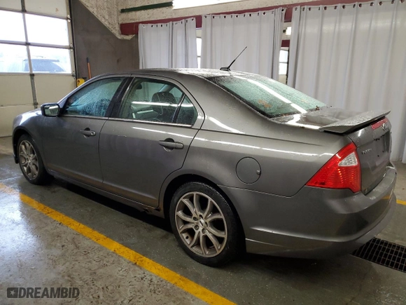 2011 Ford Fusion SE with VIN 3FAHP0HA2BR177248, listed as a Copart auction lot 80771764 with 84,571 mi miles and Clean Title. Bid and sale history available at carsss.com. Image 2.