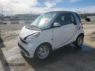 2015 Smart fortwo Passion with VIN WMEEJ3BA2FK811601, listed as a Copart auction lot 50405625 with 44,600 mi miles and Salvage Title. Bid and sale history available at carsss.com. Image 1.