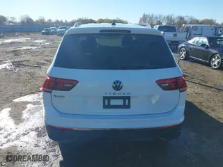 2024 Volkswagen Tiguan S with VIN 3VVRB7AX3RM146054, listed as a IAAI auction lot 41070662 with 4,756 mi miles. Bid and sale history available at carsss.com. Image 16.