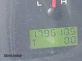 2007 Ford F-150 STX с VIN 1FTRX12W87NA44206, выставлен на аукционе IAAI как лот 42332828 с пробегом 179 610 миль миль и . История ставок и продаж доступна на DreamBid. Изображение 16.