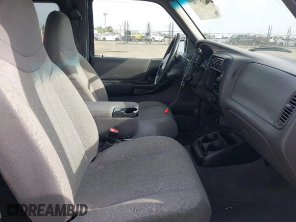 2002 Ford Ranger XLT Appearance with VIN 1FTYR44E72PB39512, listed as a IAAI auction lot 42057307 with 205,672 mi miles. Bid and sale history available at carsss.com. Image 5.