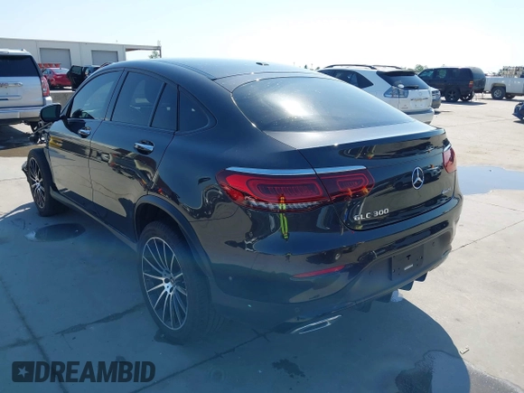2022 Mercedes-Benz GLC with VIN W1N0J8EB8NG065353, listed as a IAAI auction lot 42033265 with 25,846 mi miles. Bid and sale history available at carsss.com. Image 3.