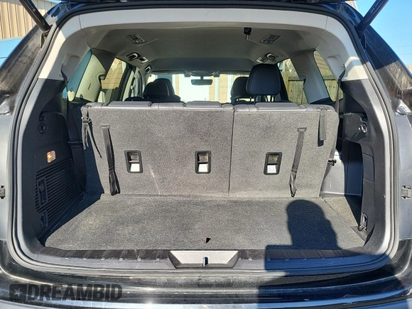 2022 Subaru Ascent Limited with VIN 4S4WMAMD1N3460884, listed as a IAAI auction lot 42724947 with 75,886 mi miles and . Bid and sale history available at DreamBid. Image 21.