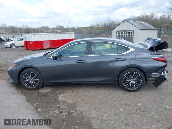 2022 Lexus ES 350 z VIN 58ADZ1B13NU132242, wystawiony jako IAAI lot #41925701 z przebiegiem 30 381 mil mil oraz . Historia ofert i sprzedaży dostępna na DreamBid. Obrazek 15.