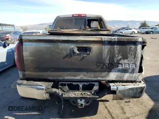 2016 Toyota Tundra SR5 z VIN 5TFRY5F11GX210251, wystawiony jako Copart lot #84218974 z przebiegiem 53 047 mil mil oraz Szkoda całkowita • Salvage title. Historia ofert i sprzedaży dostępna na DreamBid. Obrazek 6.