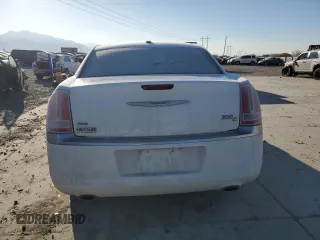 2014 Chrysler 300 C with VIN 2C3CCAKG6EH200991, listed as a Copart auction lot 42730885 with 82,128 mi miles and Salvage Title. Bid and sale history available at carsss.com. Image 6.