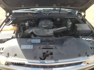 2002 Chevrolet Suburban LS with VIN 3GNEC16ZX2G133511, listed as a Copart auction lot 74059784 with 0 mi miles and Salvage Title. Bid and sale history available at carsss.com. Image 12.