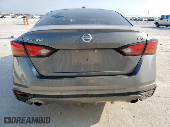2019 Nissan Altima SV z VIN 1N4BL4DVXKC118559, wystawiony jako Copart lot #53390185 z przebiegiem 162 124 mil mil oraz Szkoda całkowita • Salvage title. Historia ofert i sprzedaży dostępna na DreamBid. Obrazek 6.