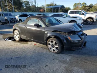 2006 Audi TT with VIN TRUTC28N261006519, listed as a Copart auction lot 83433394 with 0 mi miles and Salvage Title. Bid and sale history available at carsss.com. Image 4.
