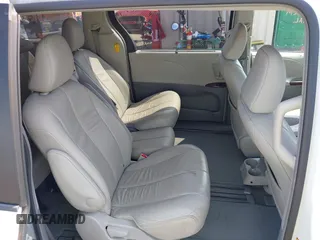 2014 Toyota Sienna XLE with VIN 5TDYK3DC1ES429932, listed as a IAAI auction lot 41692134 with 93,625 mi miles. Bid and sale history available at carsss.com. Image 8.