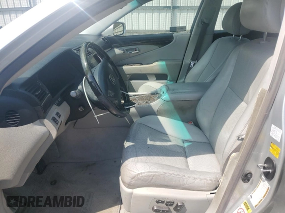 2007 Lexus LS 460 with VIN JTHBL46F675015780, listed as a Copart auction lot 57229485 with 208,168 mi miles and Clean Title. Bid and sale history available at DreamBid. Image 7.