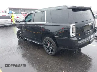 2016 GMC Yukon SLT with VIN 1GKS1BKC8GR217962, listed as a IAAI auction lot 40422726 with 182,293 mi miles. Bid and sale history available at carsss.com. Image 3.