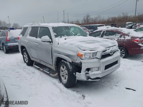 2011 Toyota 4Runner Trail with VIN JTEBU5JR1B5048874, listed as a IAAI auction lot 41332806 with 123,409 mi miles. Bid and sale history available at carsss.com. Image 1.