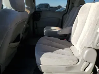 2008 Kia Sedona LX with VIN KNDMB233086261604, listed as a Copart auction lot 48936035 with 313,041 mi miles and Salvage Title. Bid and sale history available at carsss.com. Image 11.
