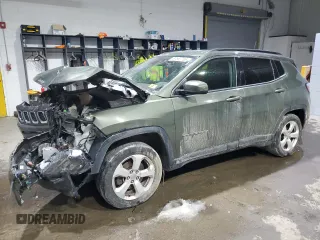 2017 Jeep Compass Latitude z VIN 3C4NJDBB6HT693440, wystawiony jako Copart lot #87587755 z przebiegiem 72 236 mil mil oraz Szkoda całkowita • Salvage title. Historia ofert i sprzedaży dostępna na DreamBid. Obrazek 1.